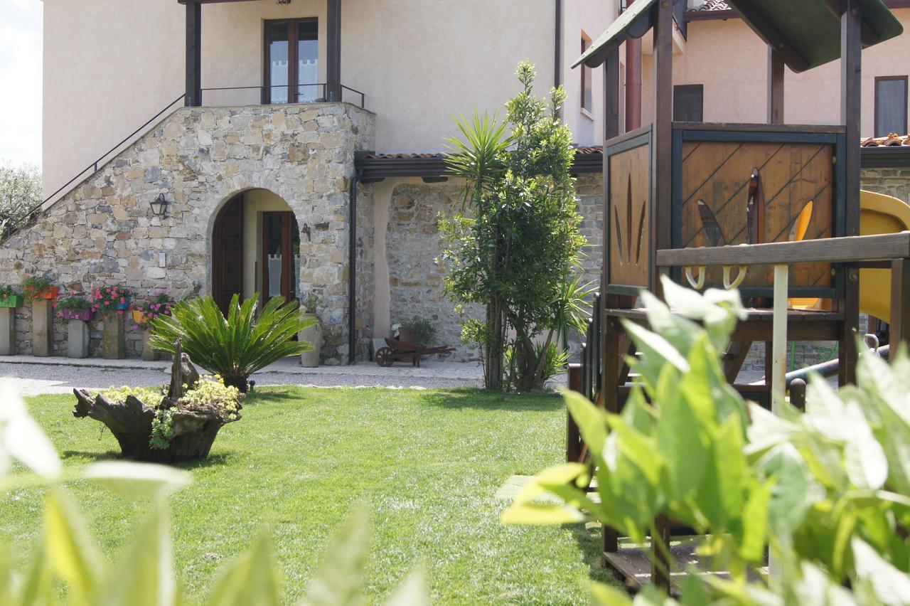 Agriturismo Mammarella Altavilla Silentina Exterior foto
